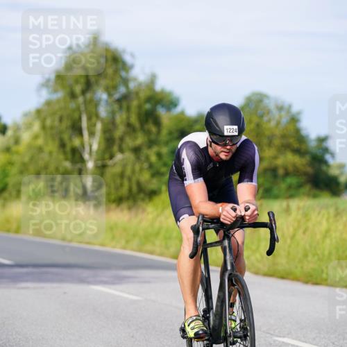 31.08.2025 - Elbe Triathlon Hamburg Michael Burmester http://msf.ph/oto/8677883 31.08.2025 10:31:54 Radfahren 886, 912, 1224 meine-sportfotos.de