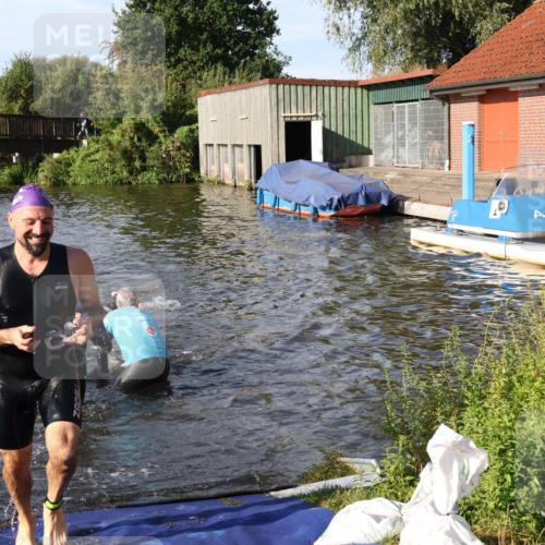 31.08.2025 - Elbe Triathlon Hamburg Luisa Fischer http://msf.ph/oto/8677924 31.08.2025 09:21:09 Schwimmen 635, 682, 693, 717, 726, 759 meine-sportfotos.de