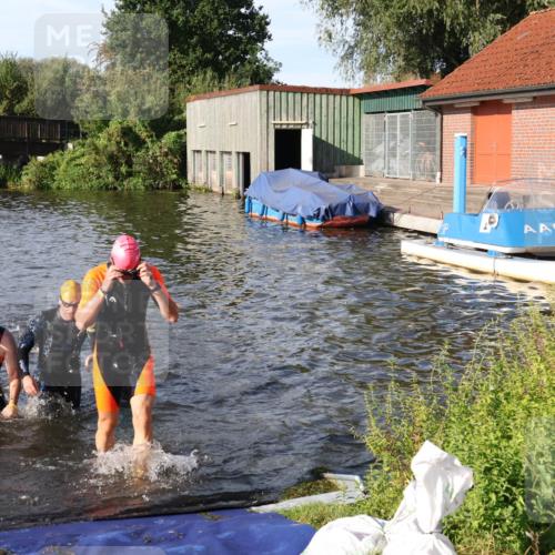 31.08.2025 - Elbe Triathlon Hamburg Luisa Fischer http://msf.ph/oto/8677954 31.08.2025 09:21:16 Schwimmen 682, 693, 717, 726, 742, 759 meine-sportfotos.de