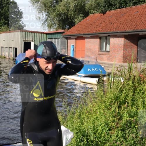 31.08.2025 - Elbe Triathlon Hamburg Luisa Fischer http://msf.ph/oto/8677984 31.08.2025 09:21:32 Schwimmen 691, 769 meine-sportfotos.de