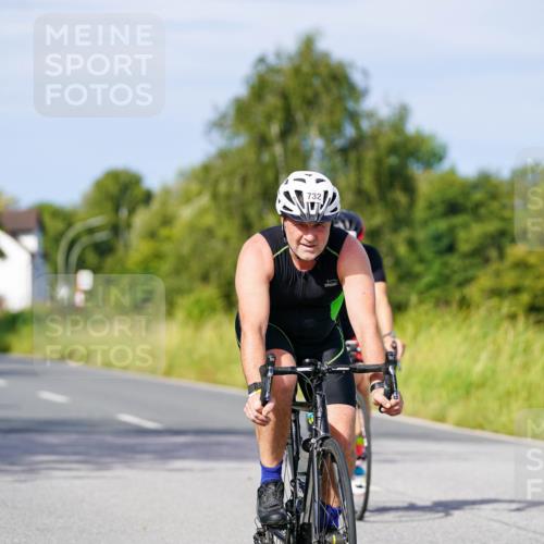 31.08.2025 - Elbe Triathlon Hamburg Michael Burmester http://msf.ph/oto/8678002 31.08.2025 10:32:28 Radfahren 732, 811, 919, 1185, 1208 meine-sportfotos.de