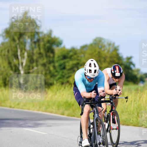 31.08.2025 - Elbe Triathlon Hamburg Michael Burmester http://msf.ph/oto/8678045 31.08.2025 10:32:37 Radfahren 786, 896, 932, 1168, 1174, 1185, 1226, 1240 meine-sportfotos.de