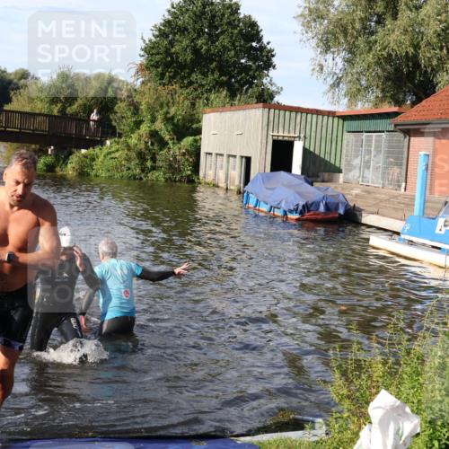 31.08.2025 - Elbe Triathlon Hamburg Luisa Fischer http://msf.ph/oto/8678089 31.08.2025 09:22:37 Schwimmen 710, 727, 766 meine-sportfotos.de