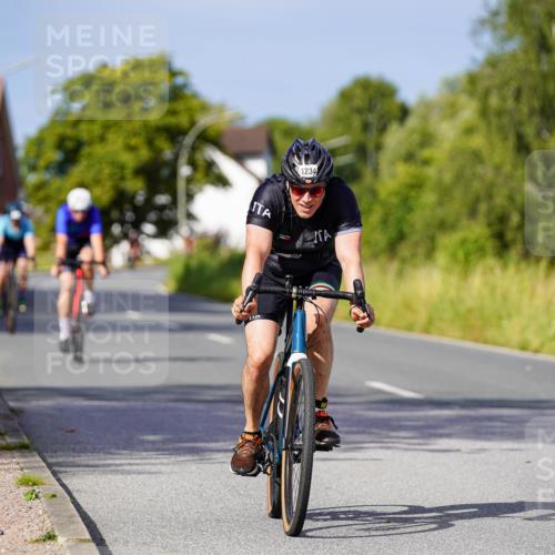 31.08.2025 - Elbe Triathlon Hamburg Michael Burmester http://msf.ph/oto/8678121 31.08.2025 10:33:04 Radfahren 1116, 1147, 1184, 1234, 1243 meine-sportfotos.de