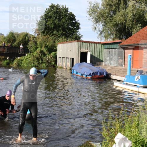 31.08.2025 - Elbe Triathlon Hamburg Luisa Fischer http://msf.ph/oto/8678176 31.08.2025 09:23:07 Schwimmen 739, 744, 768 meine-sportfotos.de