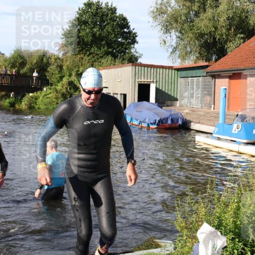 31.08.2025 - Elbe Triathlon Hamburg Luisa Fischer http://msf.ph/oto/8678190 31.08.2025 09:23:09 Schwimmen 739, 744, 768 meine-sportfotos.de