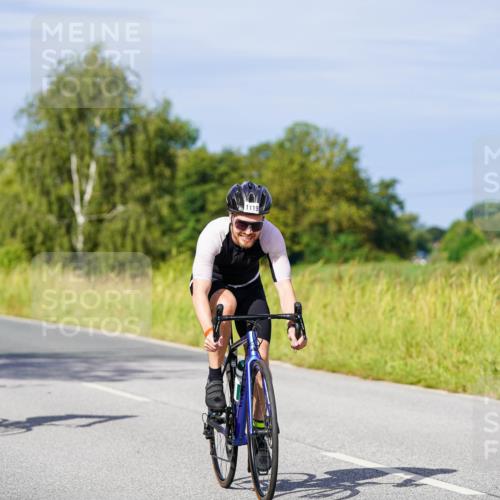 31.08.2025 - Elbe Triathlon Hamburg Michael Burmester http://msf.ph/oto/8678203 31.08.2025 10:33:24 Radfahren 826, 838, 850, 908, 944, 1119, 1157, 1177, 1191, 1235, 1241 meine-sportfotos.de
