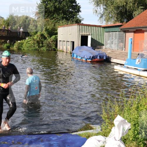 31.08.2025 - Elbe Triathlon Hamburg Luisa Fischer http://msf.ph/oto/8678218 31.08.2025 09:23:16 Schwimmen 744 meine-sportfotos.de