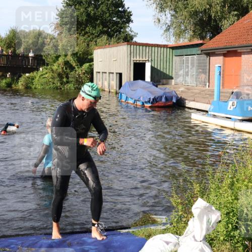31.08.2025 - Elbe Triathlon Hamburg Luisa Fischer http://msf.ph/oto/8678224 31.08.2025 09:23:17 Schwimmen 744 meine-sportfotos.de