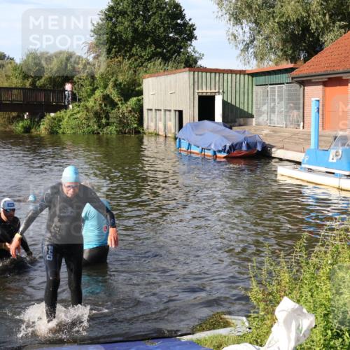 31.08.2025 - Elbe Triathlon Hamburg Luisa Fischer http://msf.ph/oto/8678258 31.08.2025 09:23:54 Schwimmen 701, 775 meine-sportfotos.de