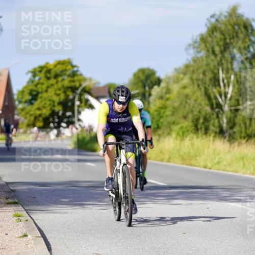 31.08.2025 - Elbe Triathlon Hamburg Michael Burmester http://msf.ph/oto/8678308 31.08.2025 10:33:54 Radfahren 1025, 1238 meine-sportfotos.de