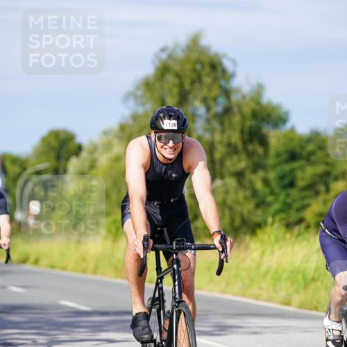 31.08.2025 - Elbe Triathlon Hamburg Michael Burmester http://msf.ph/oto/8678326 31.08.2025 10:34:13 Radfahren 909, 928, 1033, 1090, 1136, 1167, 1190 meine-sportfotos.de