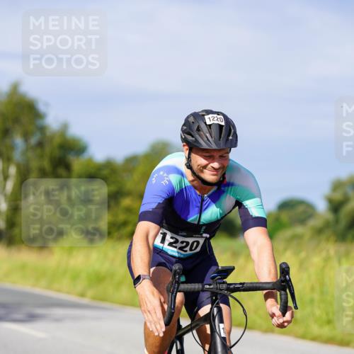 31.08.2025 - Elbe Triathlon Hamburg Michael Burmester http://msf.ph/oto/8678389 31.08.2025 10:34:58 Radfahren 901, 1045, 1205, 1220 meine-sportfotos.de
