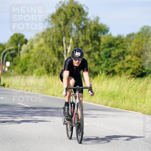 31.08.2025 - Elbe Triathlon Hamburg Michael Burmester http://msf.ph/oto/8678402 31.08.2025 10:35:04 Radfahren 901, 957, 1034, 1045, 1126, 1205, 1236 meine-sportfotos.de