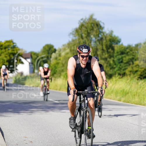 31.08.2025 - Elbe Triathlon Hamburg Michael Burmester http://msf.ph/oto/8678422 31.08.2025 10:35:07 Radfahren 794, 901, 957, 1034, 1045, 1126, 1236 meine-sportfotos.de