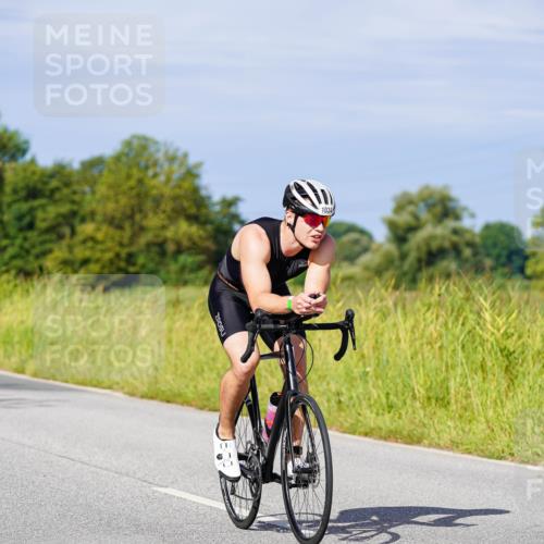 31.08.2025 - Elbe Triathlon Hamburg Michael Burmester http://msf.ph/oto/8678434 31.08.2025 10:35:09 Radfahren 794, 957, 1034, 1126, 1236 meine-sportfotos.de