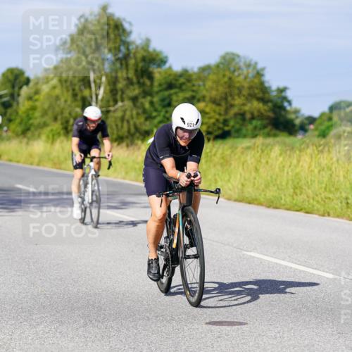 31.08.2025 - Elbe Triathlon Hamburg Michael Burmester http://msf.ph/oto/8678628 31.08.2025 10:35:54 Radfahren 760, 911, 921, 923, 930, 1005, 1064, 1125, 1229, 1237 meine-sportfotos.de