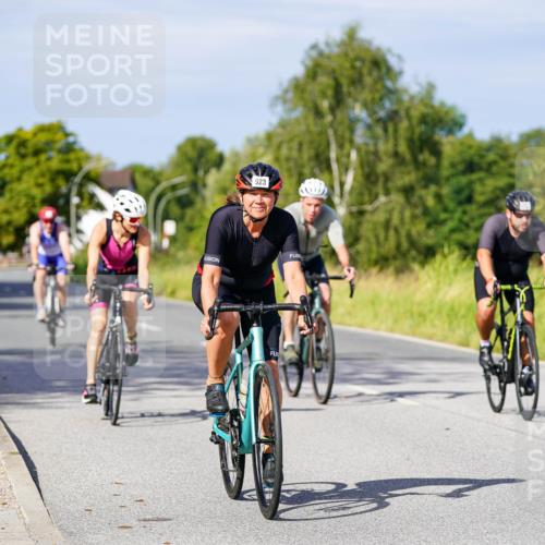 31.08.2025 - Elbe Triathlon Hamburg Michael Burmester http://msf.ph/oto/8678649 31.08.2025 10:35:58 Radfahren 760, 911, 923, 1005, 1125, 1199, 1229 meine-sportfotos.de