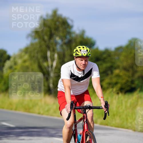 31.08.2025 - Elbe Triathlon Hamburg Michael Burmester http://msf.ph/oto/8678694 31.08.2025 10:36:05 Radfahren 781, 828, 915, 1199, 1217, 1242, 1245 meine-sportfotos.de