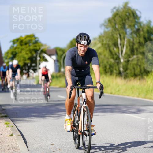 31.08.2025 - Elbe Triathlon Hamburg Michael Burmester http://msf.ph/oto/8678827 31.08.2025 10:36:37 Radfahren 920, 1007, 1024, 1042, 1113, 1159, 1222 meine-sportfotos.de