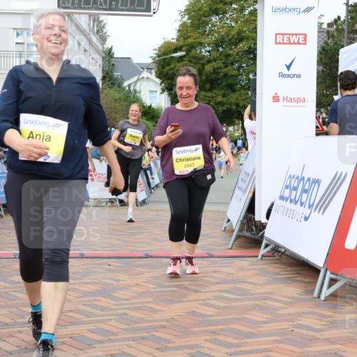 31.08.2025 - 21. Blankeneser Heldenlauf Strokosch-Dieckow http://msf.ph/oto/8678852 31.08.2025 10:31:41 Ziel 2190, 2092, 2079, 2340, 2155, 2443 meine-sportfotos.de