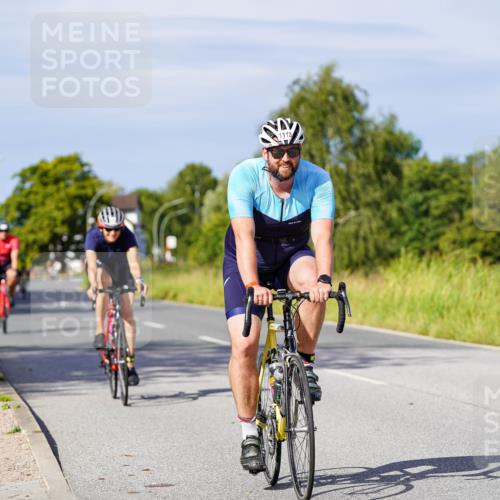 31.08.2025 - Elbe Triathlon Hamburg Michael Burmester http://msf.ph/oto/8678868 31.08.2025 10:36:42 Radfahren 920, 1024, 1042, 1113, 1124, 1135, 1137, 1222 meine-sportfotos.de