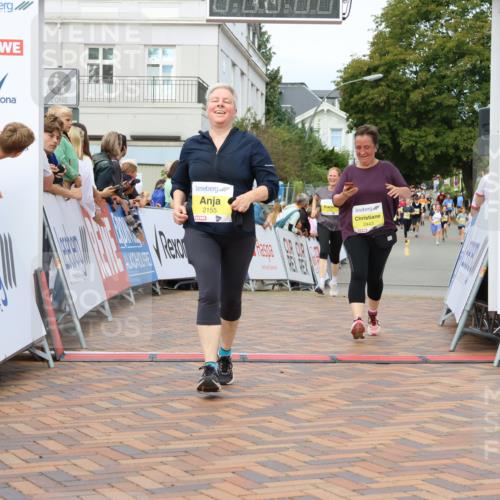 31.08.2025 - 21. Blankeneser Heldenlauf Strokosch-Dieckow http://msf.ph/oto/8678929 31.08.2025 10:31:40 Ziel 2190, 2092, 2079, 2340, 2155, 2443 meine-sportfotos.de