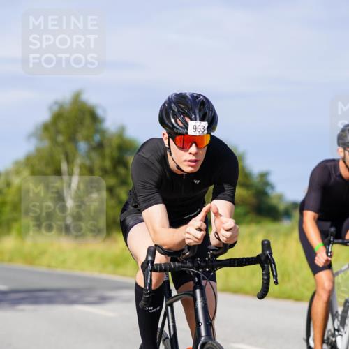 31.08.2025 - Elbe Triathlon Hamburg Michael Burmester http://msf.ph/oto/8678936 31.08.2025 10:36:52 Radfahren 892, 953, 963, 983, 998, 1056, 1067, 1124, 1135, 1178 meine-sportfotos.de