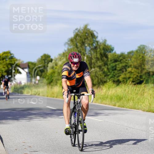 31.08.2025 - Elbe Triathlon Hamburg Michael Burmester http://msf.ph/oto/8678948 31.08.2025 10:36:54 Radfahren 892, 939, 953, 963, 983, 1056, 1085, 1178 meine-sportfotos.de