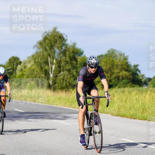 31.08.2025 - Elbe Triathlon Hamburg Michael Burmester http://msf.ph/oto/8678960 31.08.2025 10:36:58 Radfahren 796, 810, 814, 892, 939, 953, 1085, 1178, 1194, 1207 meine-sportfotos.de