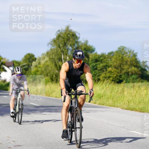 31.08.2025 - Elbe Triathlon Hamburg Michael Burmester http://msf.ph/oto/8678999 31.08.2025 10:37:05 Radfahren 796, 808, 810, 814, 816, 989, 1030, 1063, 1194, 1207, 1304 meine-sportfotos.de