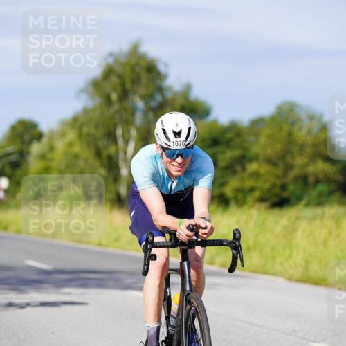 31.08.2025 - Elbe Triathlon Hamburg Michael Burmester http://msf.ph/oto/8679116 31.08.2025 10:37:39 Radfahren 902, 1076, 1133, 1287 meine-sportfotos.de