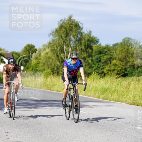 31.08.2025 - Elbe Triathlon Hamburg Michael Burmester http://msf.ph/oto/8679200 31.08.2025 10:38:00 Radfahren 950, 1051, 1070, 1088, 1166, 1315 meine-sportfotos.de