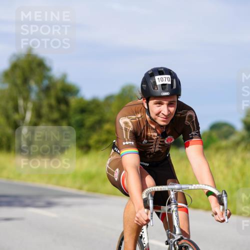 31.08.2025 - Elbe Triathlon Hamburg Michael Burmester http://msf.ph/oto/8679221 31.08.2025 10:38:01 Radfahren 950, 1051, 1070, 1088, 1166, 1315 meine-sportfotos.de