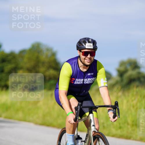 31.08.2025 - Elbe Triathlon Hamburg Michael Burmester http://msf.ph/oto/8679275 31.08.2025 10:38:13 Radfahren 824, 832, 879, 1016, 1047, 1048, 1083, 1152 meine-sportfotos.de
