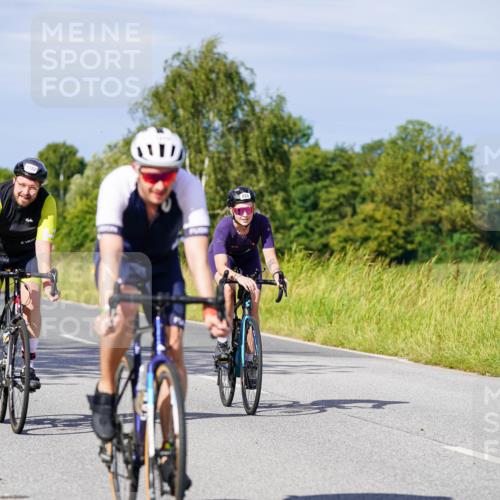 31.08.2025 - Elbe Triathlon Hamburg Michael Burmester http://msf.ph/oto/8679307 31.08.2025 10:38:18 Radfahren 824, 832, 844, 965, 1016, 1047, 1048, 1152 meine-sportfotos.de
