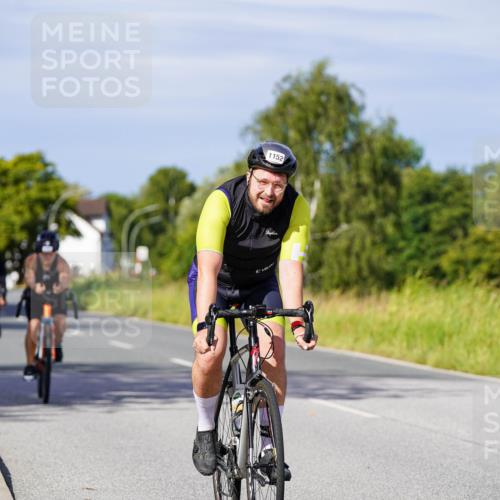 31.08.2025 - Elbe Triathlon Hamburg Michael Burmester http://msf.ph/oto/8679310 31.08.2025 10:38:18 Radfahren 824, 832, 844, 965, 1016, 1047, 1048, 1152 meine-sportfotos.de