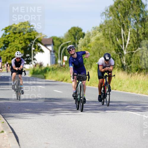 31.08.2025 - Elbe Triathlon Hamburg Michael Burmester http://msf.ph/oto/8679348 31.08.2025 10:38:28 Radfahren 783, 790, 795, 942, 971, 1077, 1106, 1109 meine-sportfotos.de