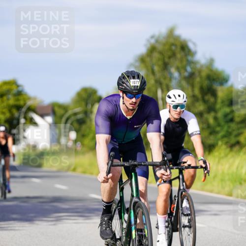 31.08.2025 - Elbe Triathlon Hamburg Michael Burmester http://msf.ph/oto/8679396 31.08.2025 10:38:32 Radfahren 783, 790, 795, 899, 971, 1077, 1109, 1274 meine-sportfotos.de