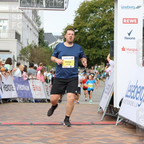 31.08.2025 - 21. Blankeneser Heldenlauf Strokosch-Dieckow http://msf.ph/oto/8679399 31.08.2025 10:25:22 Ziel 2541, 2636, 2383, 2367, 2504 meine-sportfotos.de