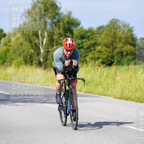31.08.2025 - Elbe Triathlon Hamburg Michael Burmester http://msf.ph/oto/8679463 31.08.2025 10:38:42 Radfahren 634, 771, 972, 1201, 1274, 1291 meine-sportfotos.de