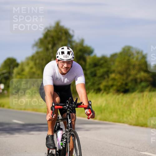 31.08.2025 - Elbe Triathlon Hamburg Michael Burmester http://msf.ph/oto/8679613 31.08.2025 10:39:23 Radfahren 945, 1031, 1065, 1092, 1258, 1278 meine-sportfotos.de