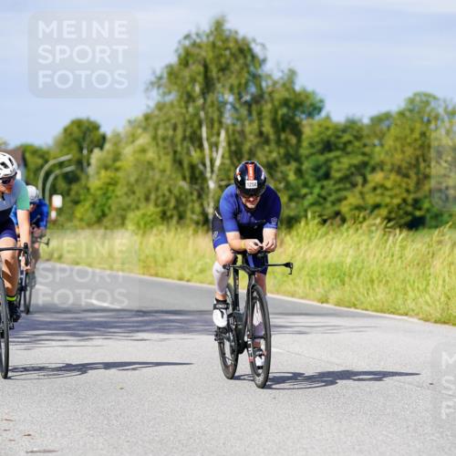 31.08.2025 - Elbe Triathlon Hamburg Michael Burmester http://msf.ph/oto/8679637 31.08.2025 10:39:29 Radfahren 836, 945, 1037, 1107, 1258, 1265 meine-sportfotos.de