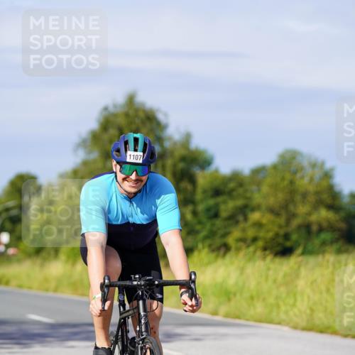 31.08.2025 - Elbe Triathlon Hamburg Michael Burmester http://msf.ph/oto/8679658 31.08.2025 10:39:33 Radfahren 812, 836, 945, 1037, 1091, 1107, 1265 meine-sportfotos.de