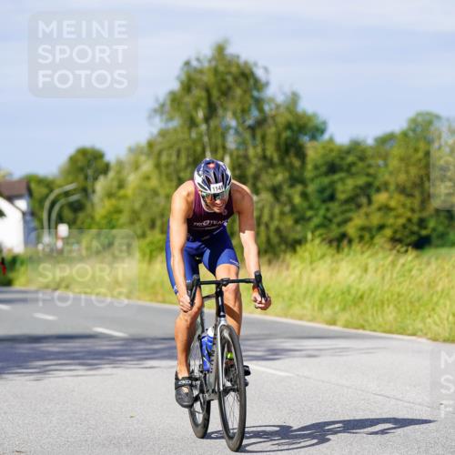 31.08.2025 - Elbe Triathlon Hamburg Michael Burmester http://msf.ph/oto/8679728 31.08.2025 10:39:46 Radfahren 762, 961, 964, 1080, 1149 meine-sportfotos.de