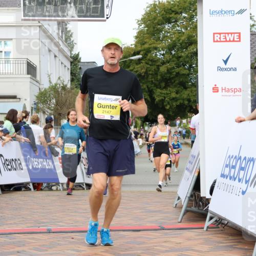 31.08.2025 - 21. Blankeneser Heldenlauf Strokosch-Dieckow http://msf.ph/oto/8679742 31.08.2025 10:31:08 Ziel 2209, 2437, 2324, 2147, 2121, 2018 meine-sportfotos.de