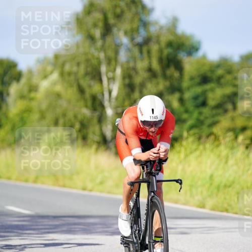31.08.2025 - Elbe Triathlon Hamburg Michael Burmester http://msf.ph/oto/8679765 31.08.2025 10:39:54 Radfahren 962, 994, 1145 meine-sportfotos.de