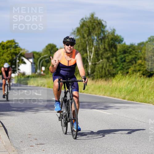 31.08.2025 - Elbe Triathlon Hamburg Michael Burmester http://msf.ph/oto/8679800 31.08.2025 10:40:02 Radfahren 962, 1095, 1158, 1286 meine-sportfotos.de