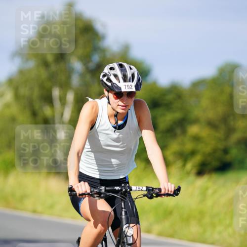31.08.2025 - Elbe Triathlon Hamburg Michael Burmester http://msf.ph/oto/8679970 31.08.2025 10:40:58 Radfahren 792, 933, 1255 meine-sportfotos.de
