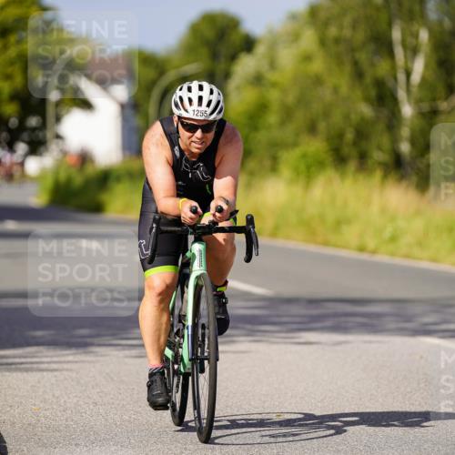 31.08.2025 - Elbe Triathlon Hamburg Michael Burmester http://msf.ph/oto/8679973 31.08.2025 10:41:04 Radfahren 564, 1255 meine-sportfotos.de
